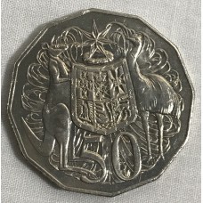 AUSTRALIA 1997 . FIFTY 50 CENTS COIN . COAT OF ARMS